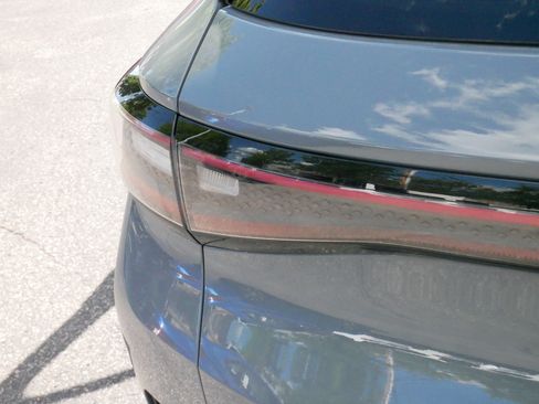 Certified 2023 Volkswagen ID.4 Pro S RWD image 17