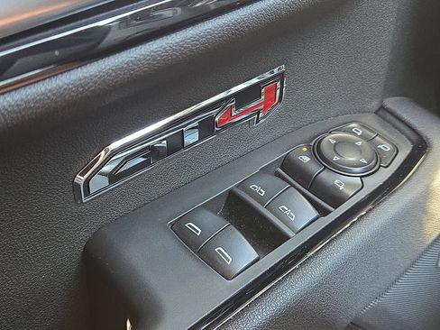 Used 2025 GMC Sierra 1500 AT4 w/ AT4 Premium Package AWD/4WD image 20