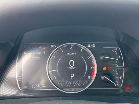 Used 2024 Lexus ES 350 w/ Premium Package FWD image 19