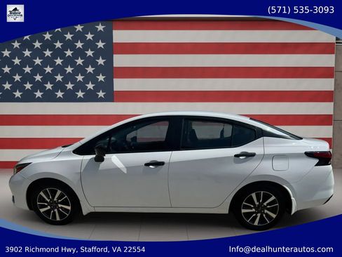 Used 2023 Nissan Versa S w/ S Plus Package FWD image 6