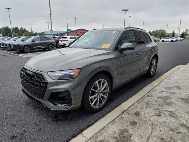 Used 2024 Audi Q5 e Premium Plus w/ Premium Plus Package AWD/4WD image 11