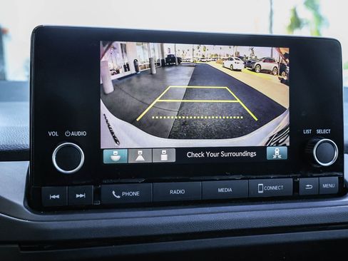 Used 2025 Honda Accord SE image 30