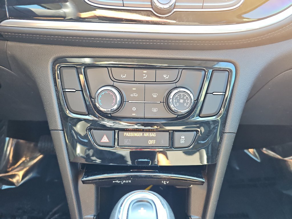 Used 2019 Buick Encore Preferred w/ LPO, Active Package FWD image 25