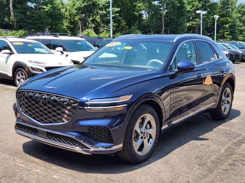 Used 2026 Genesis GV70 2.5T Advanced AWD/4WD image 2