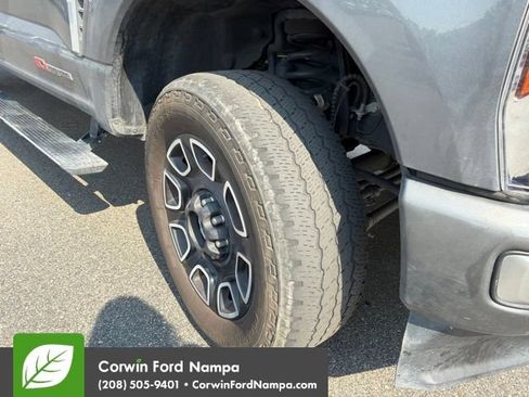 Used 2024 Ford F350 Platinum w/ FX4 Off-Road Package AWD/4WD image 3