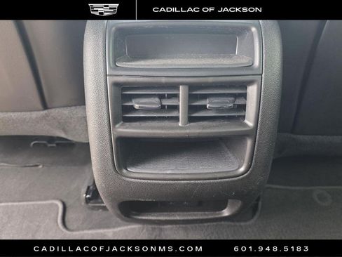 Certified 2024 Cadillac XT5 Premium Luxury FWD image 28
