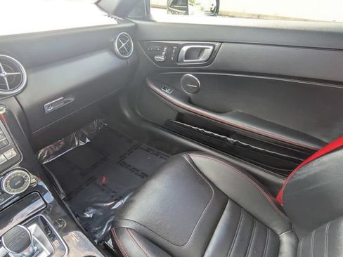 Used 2020 Mercedes-Benz SLC 300 image 15