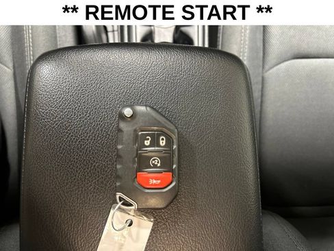 Used 2021 Jeep Wrangler Unlimited Sport AWD/4WD image 10