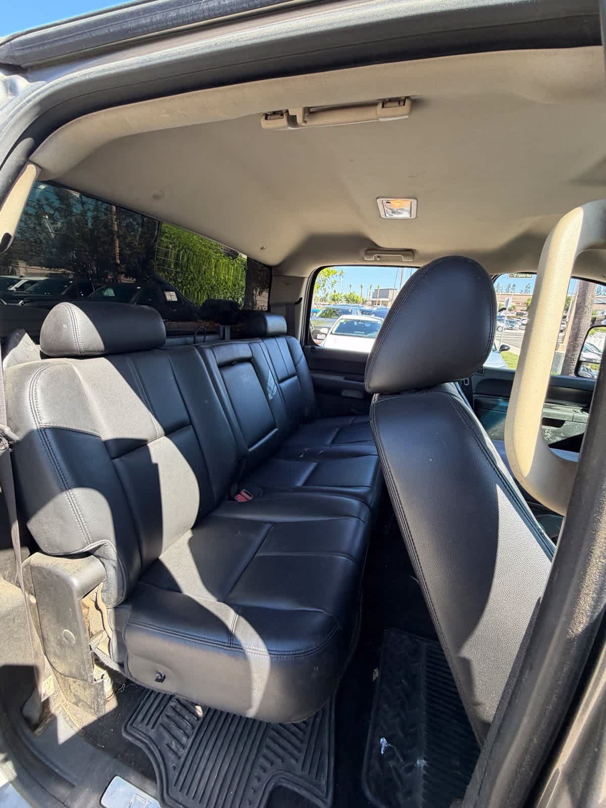 Used 2013 Chevrolet Silverado 2500 LT w/ Z71 Appearance Package AWD/4WD image 12