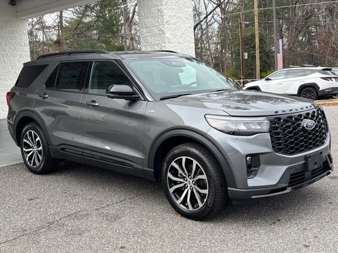New 2026 Ford Explorer ST-Line RWD image 21