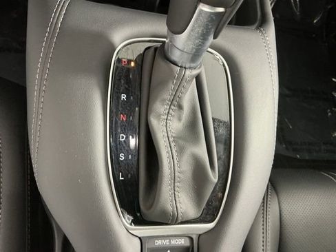 Certified 2026 Honda HR-V EX-L image 17