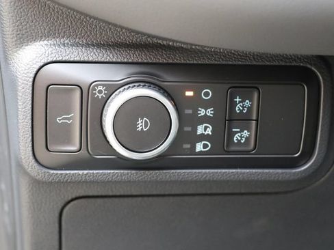 New 2026 Ford Explorer Active w/ Active Comfort Package AWD/4WD image 32