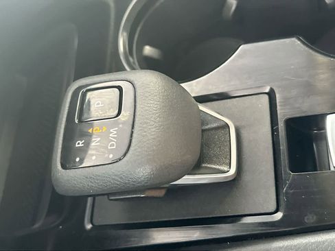 Used 2025 Nissan Rogue SV FWD image 21