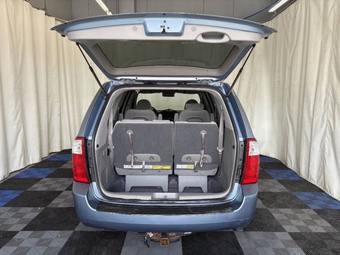 Used 2008 Kia Sedona LX FWD image 10