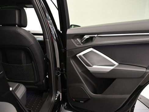 Used 2025 Audi Q3 2.0T Premium Plus w/ Premium Plus Package image 51