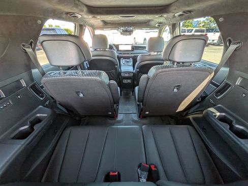 Used 2024 Hyundai Palisade Calligraphy FWD image 37