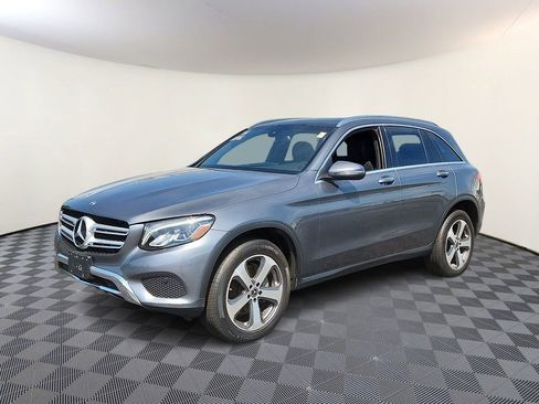 Used 2019 Mercedes-Benz GLC 300 4MATIC image 1