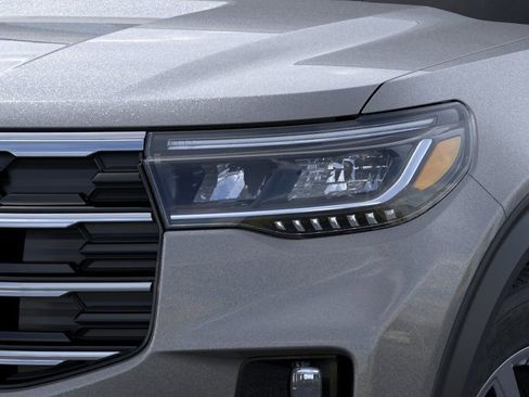 New 2026 Ford Explorer Active AWD/4WD image 18