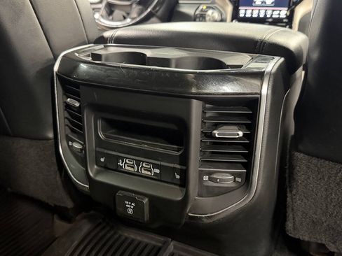 Used 2019 RAM 2500 Laramie AWD/4WD image 36