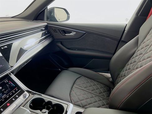 New 2026 Audi Q8 Prestige image 24