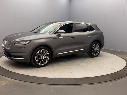 Used 2021 Lincoln Nautilus Reserve AWD/4WD image 9