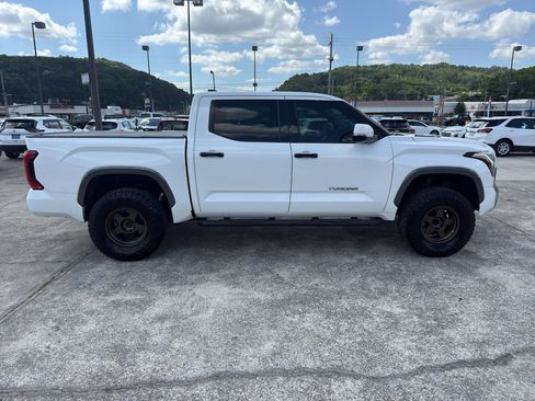 Used 2023 Toyota Tundra Limited RWD image 10