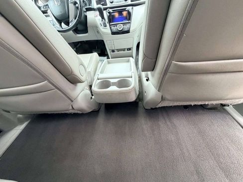 Used 2015 Honda Odyssey EX-L image 32