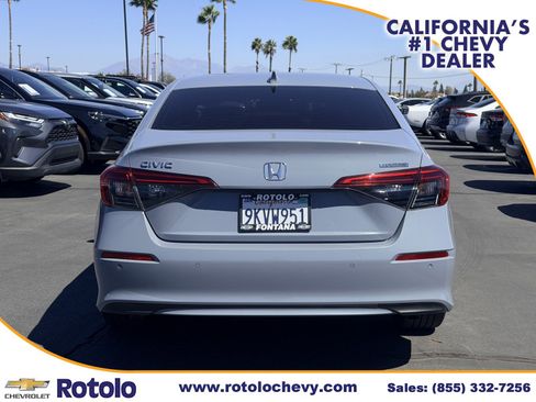 Used 2024 Honda Civic Touring image 5