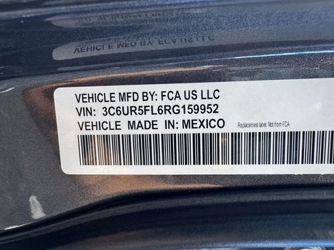 Used 2024 RAM 2500 Laramie AWD/4WD image 27