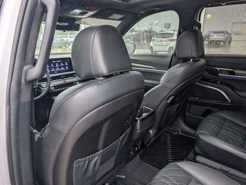 Used 2024 Kia Telluride SX Prestige X-Line AWD/4WD image 26