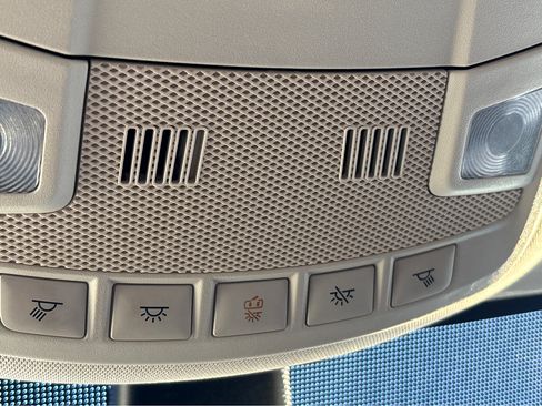 Used 2024 Ford Edge SEL image 25