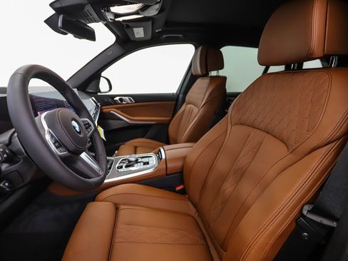 New 2026 BMW X5 xDrive40i w/ M Sport Package image 11