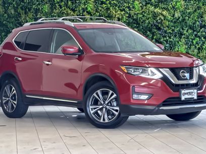 Used 2017 Nissan Rogue SL w/ SL Premium Package