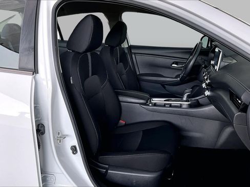 Used 2023 Nissan Sentra SV w/ All-Weather Package FWD image 9