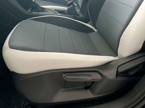 New 2026 Volkswagen Taos S image 12