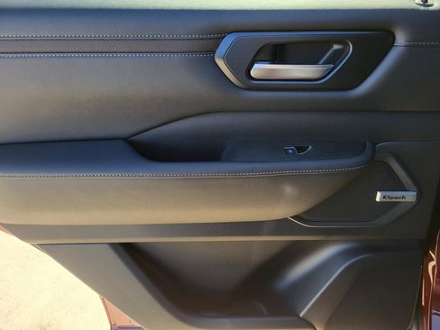 New 2026 Nissan Armada SL w/ Captain's Chari Seat Package image 16