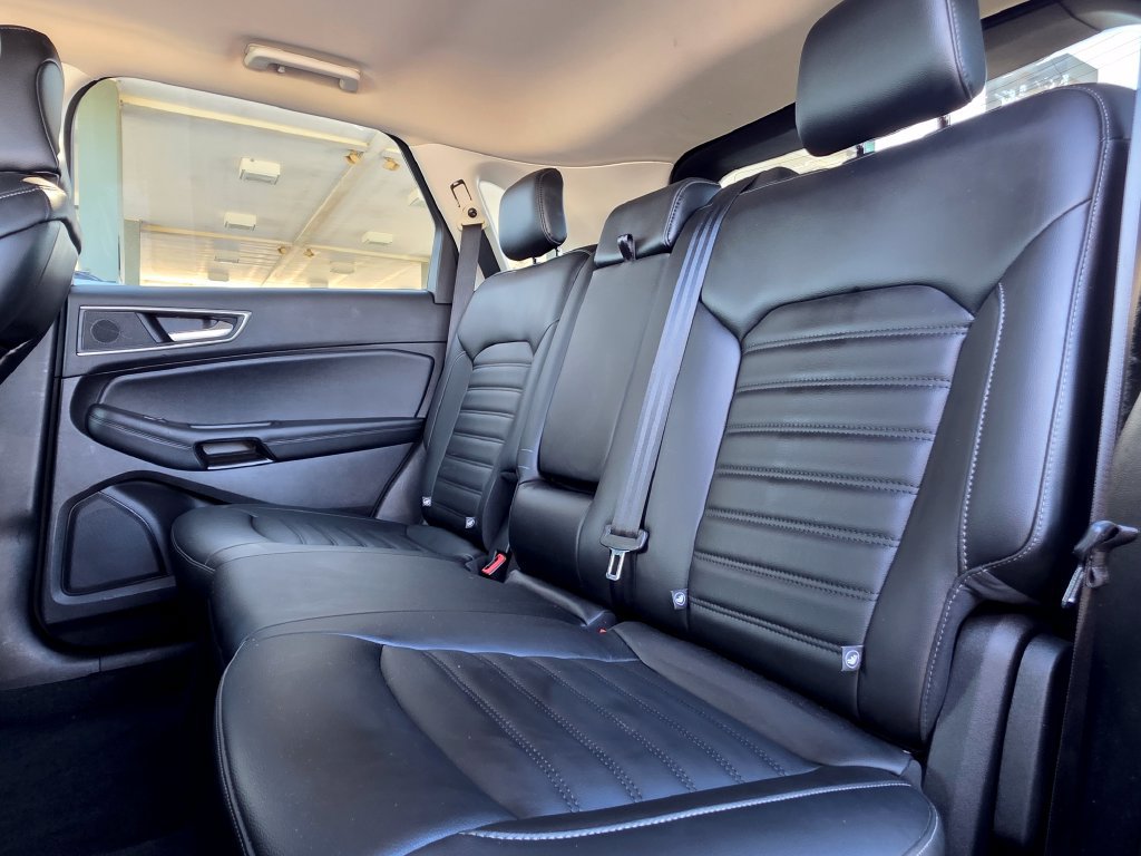 Used 2021 Ford Edge SEL FWD image 19