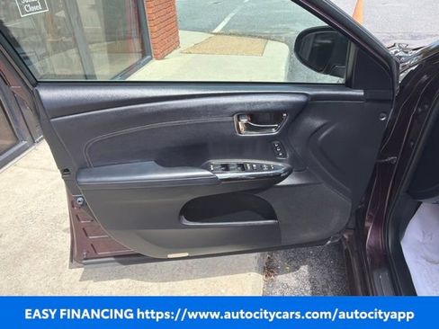 Used 2013 Toyota Avalon Limited FWD image 6