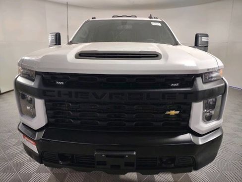 Used 2023 Chevrolet Silverado 3500 W/T w/ WT Fleet Convenience Package image 2