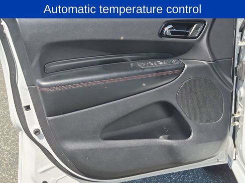 Used 2025 Dodge Durango GT AWD/4WD image 9