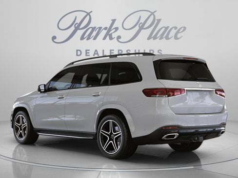 Used 2023 Mercedes-Benz GLS 450 4MATIC image 13