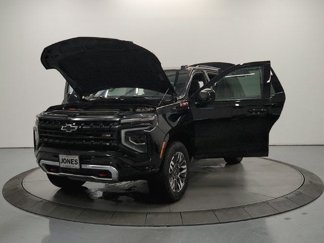 Used 2025 Chevrolet Tahoe Z71 AWD/4WD image 11