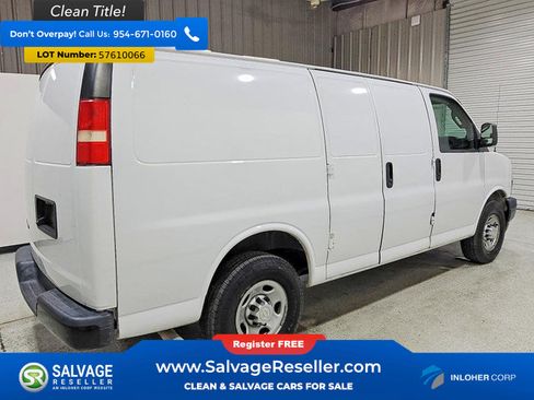 Used 2018 Chevrolet Express 2500 w/ Driver Convenience Package RWD image 4