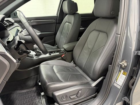 Used 2020 Audi Q3 2.0T Premium w/ Convenience Package image 10