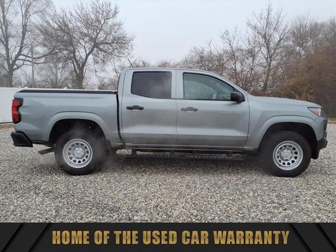 Used 2024 Chevrolet Colorado W/T w/ WT Convenience Package II image 10