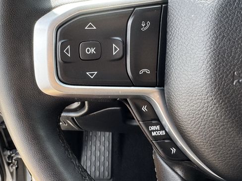 Used 2025 RAM 1500 Big Horn AWD/4WD image 24