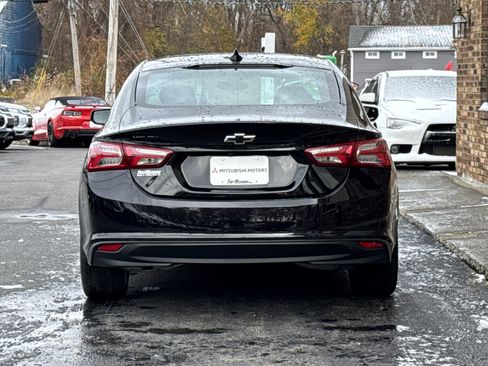 Used 2021 Chevrolet Malibu LT w/ Midnight Edition image 4