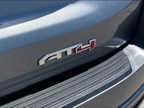 Used 2021 GMC Yukon AT4 AWD/4WD image 8
