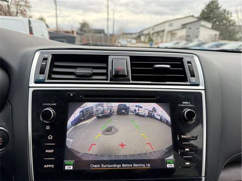Used 2018 Subaru Outback 2.5i Limited image 17