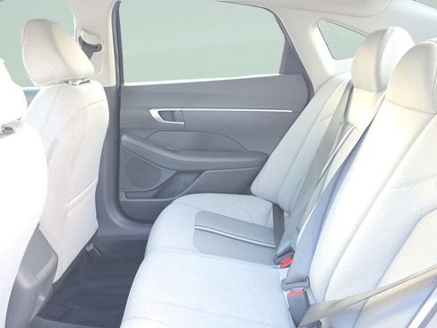 Used 2020 Hyundai Sonata SE FWD image 10